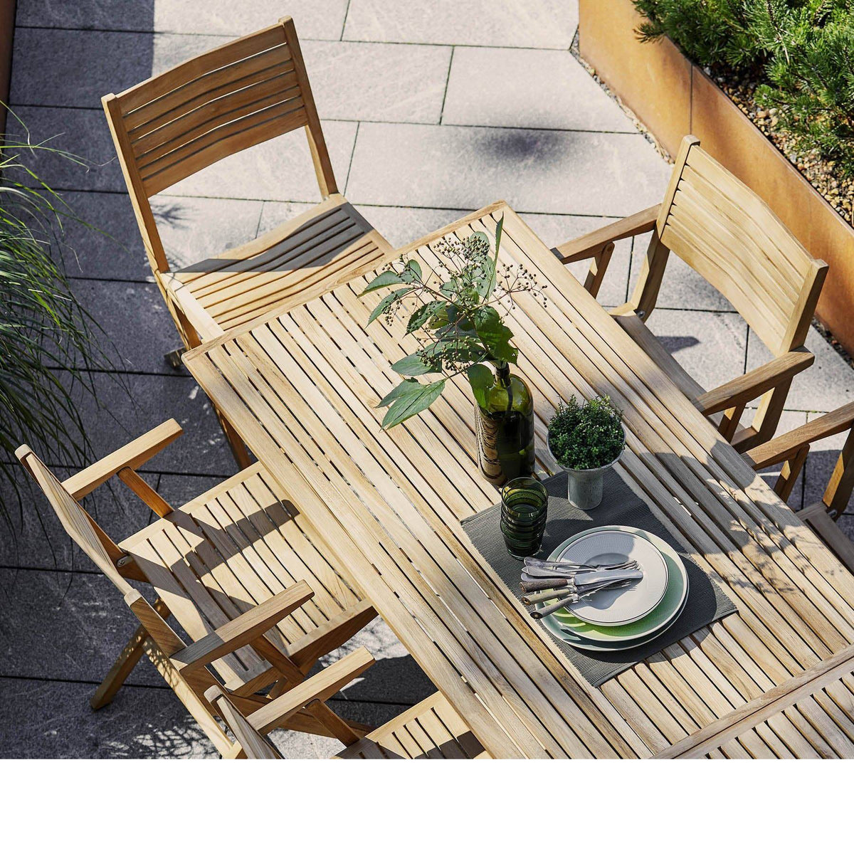 Flip Folding Table | Large 80x140 cm | Cane-line | Skandium London
