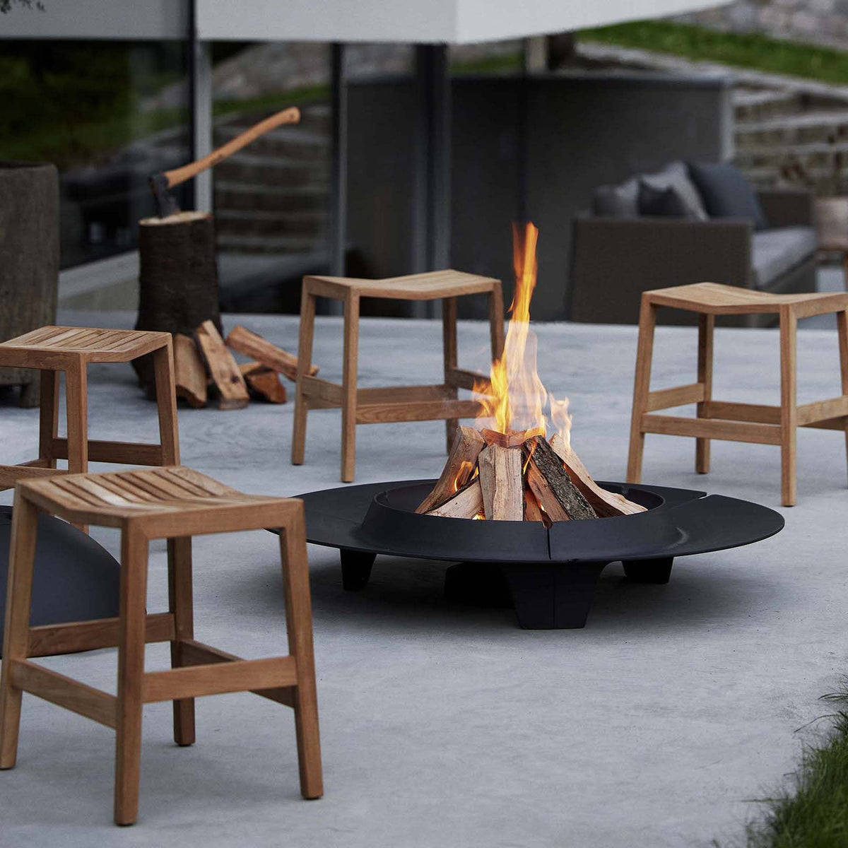 Ember Fire Pit | Large | Cane-line | shop at Skandium London
