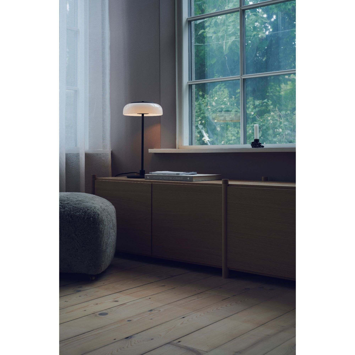 Blossi table lamp, black | Nuura | Skandium London