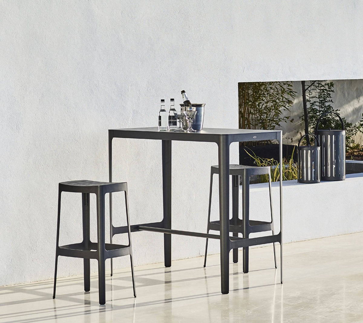 Cut Bar Chair | High | Stackable | Cane-line | Skandium London