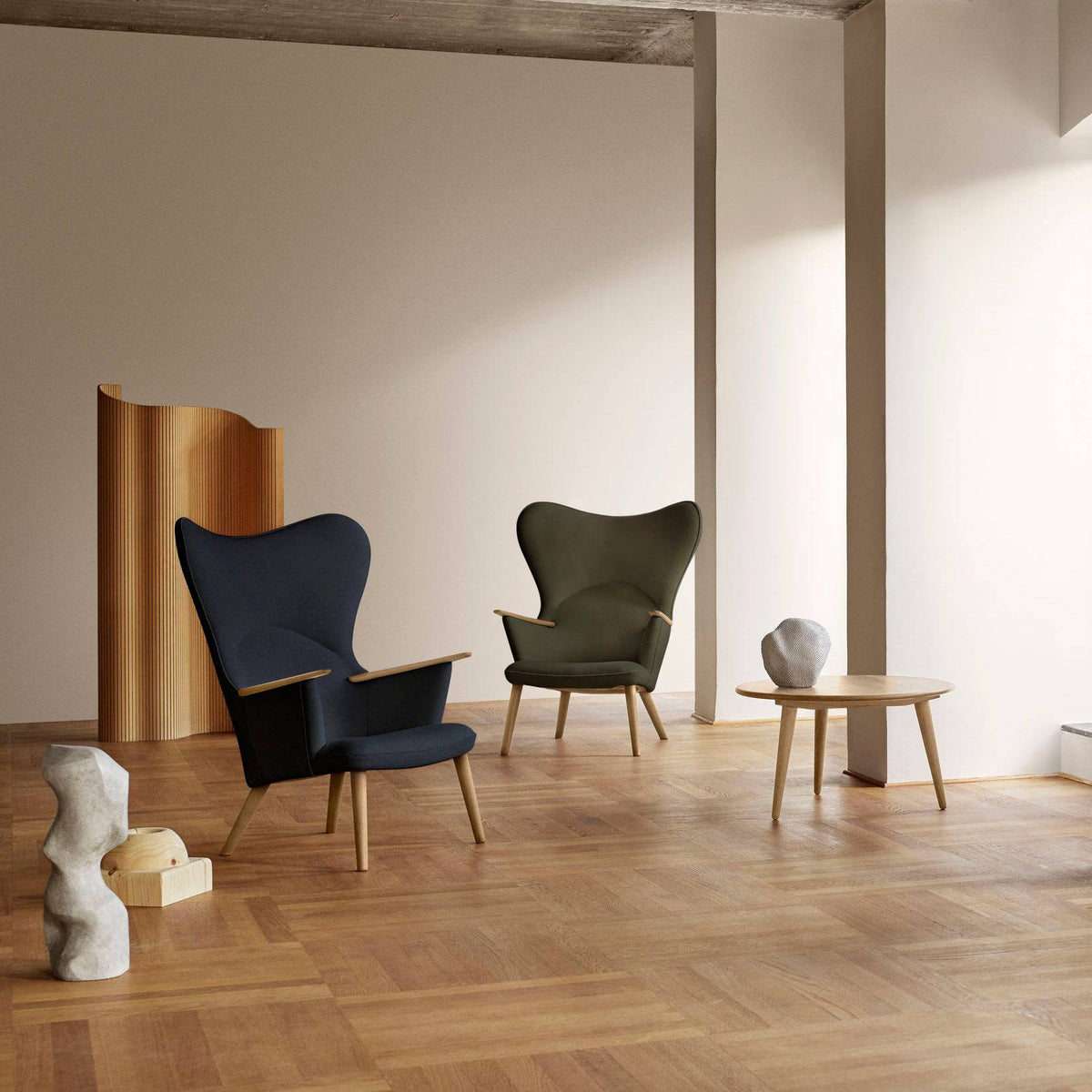 Carl Hansen - CH78 Mama Bear Lounge Chair with headrest - Skandium London
