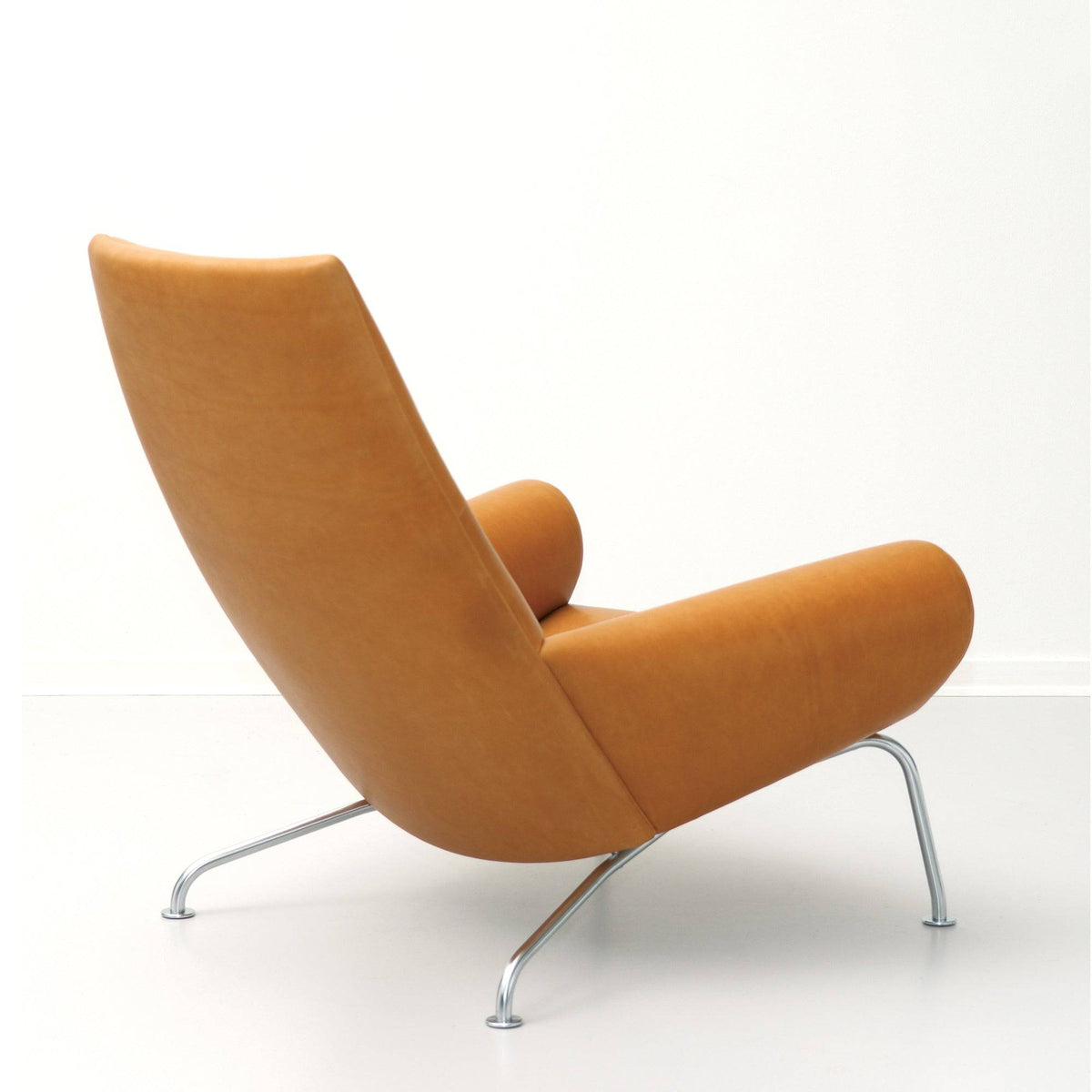 EJ 101 Queen chair | Erik Jørgensen | Skandium London