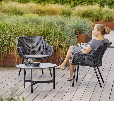 Twist Coffee Table | Medium | Cane-line | Skandium London