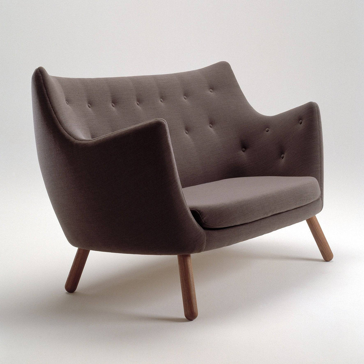 Poet sofa | House of Finn Juhl | Skandium London