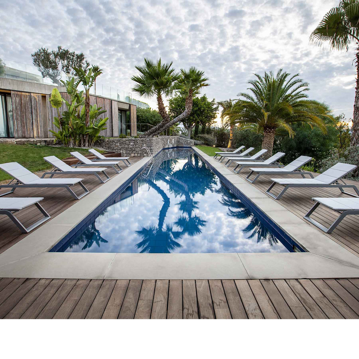 Siesta Sunbed | Cane-line | Skandium London