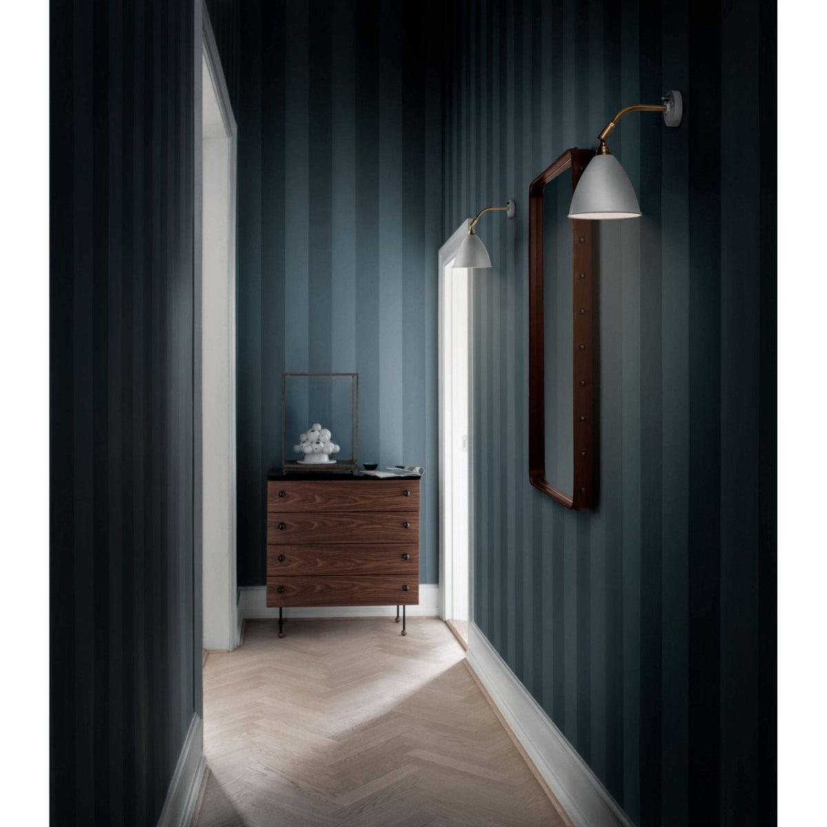 Gubi - BL7 Wall Lamp - Ø16 - Skandium London