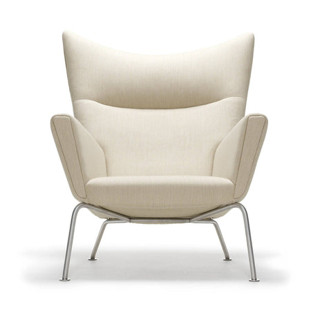 CH445 Wing chair | Carl Hansen | Skandium London