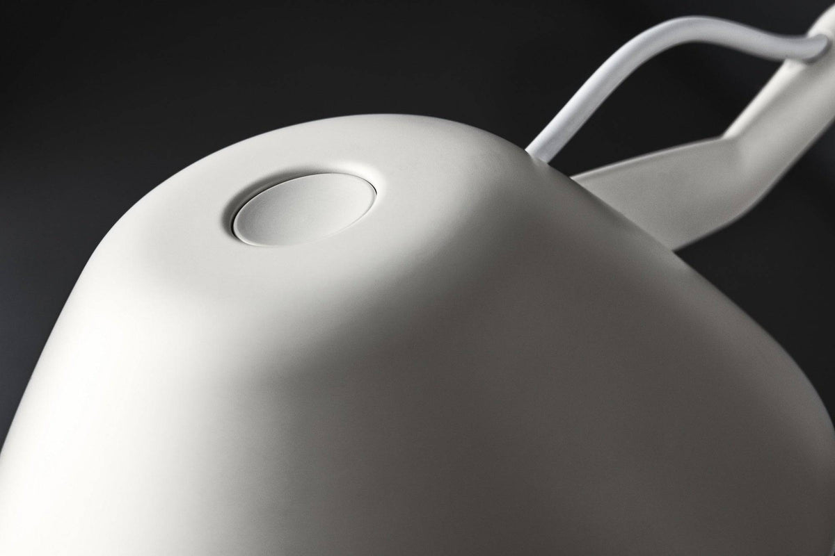 Fritz Hansen Lighting - AQ01™ Table Lamp - Skandium London
