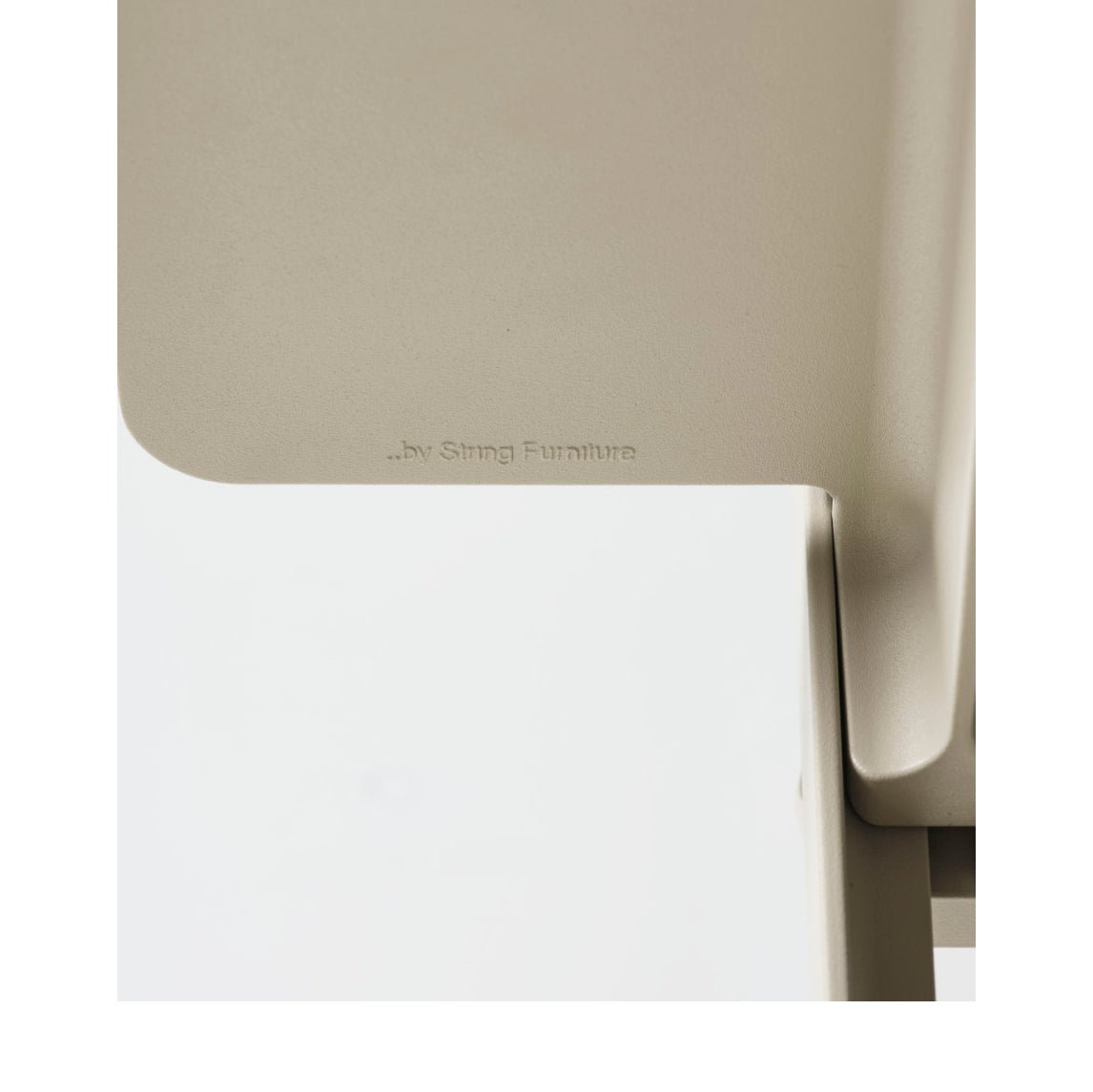 String - Museum Sidetable - Skandium London