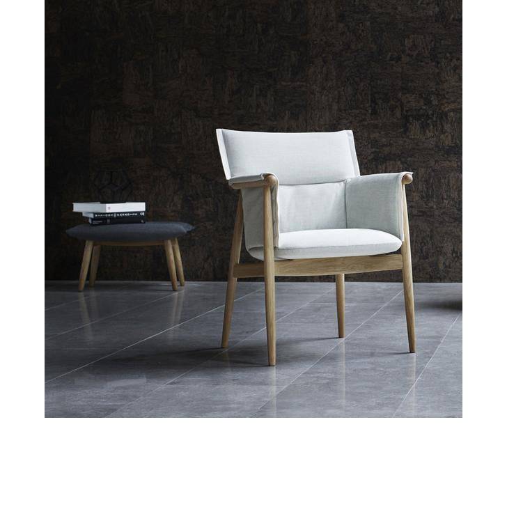 Carl Hansen - E016 Embrace Footstool - Skandium London