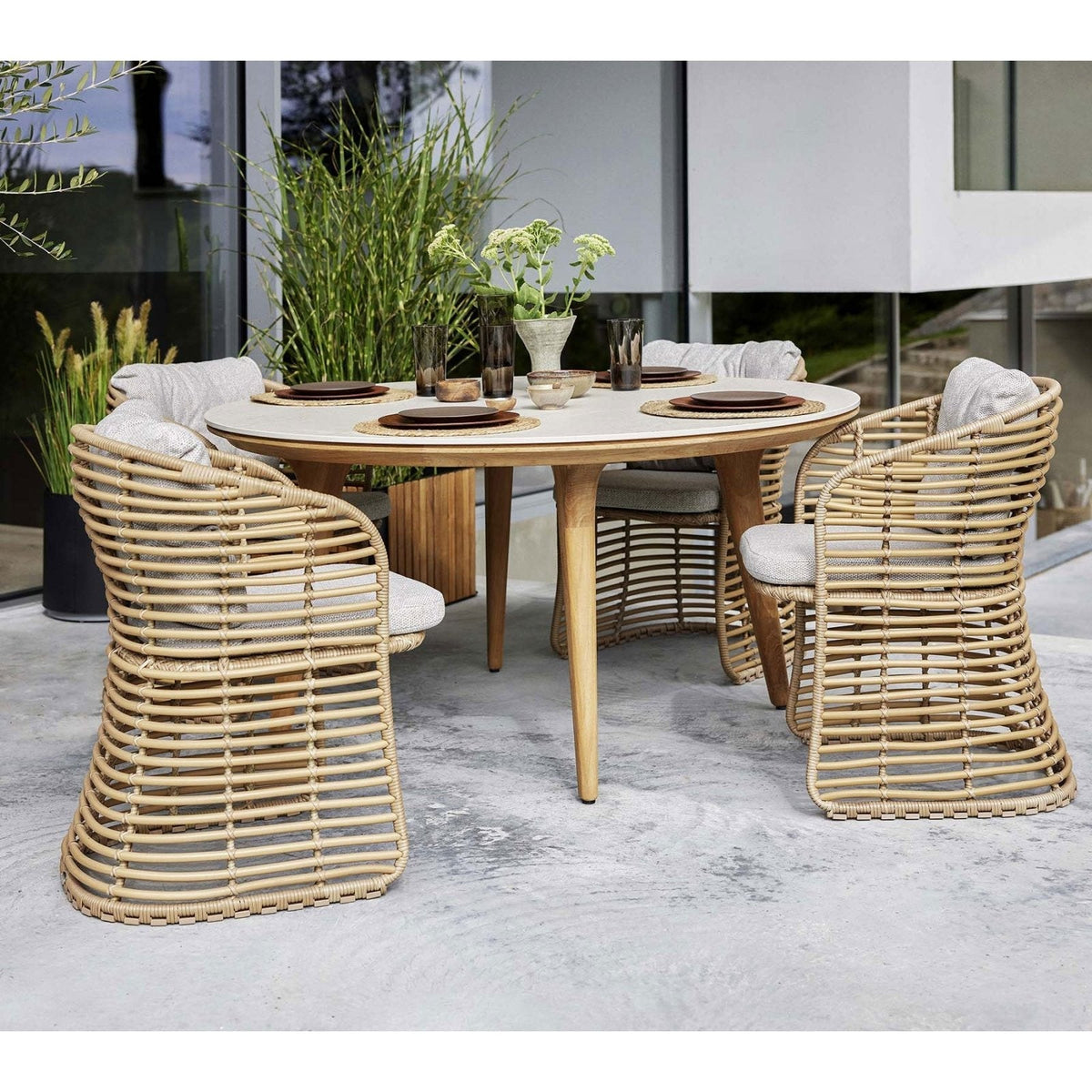 Cane-line - Aspect dining table - Ø 144 cm - Skandium London