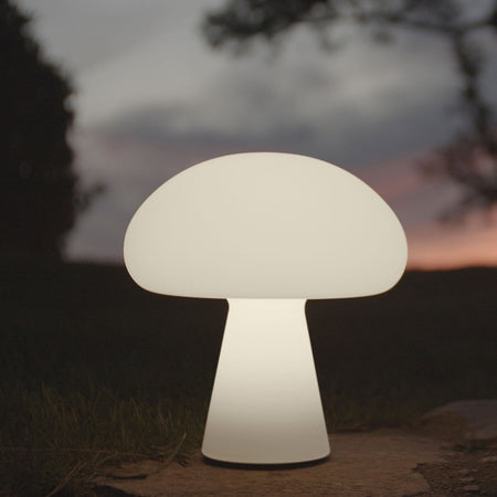 Gubi - Obello Table Lamp - Skandium London
