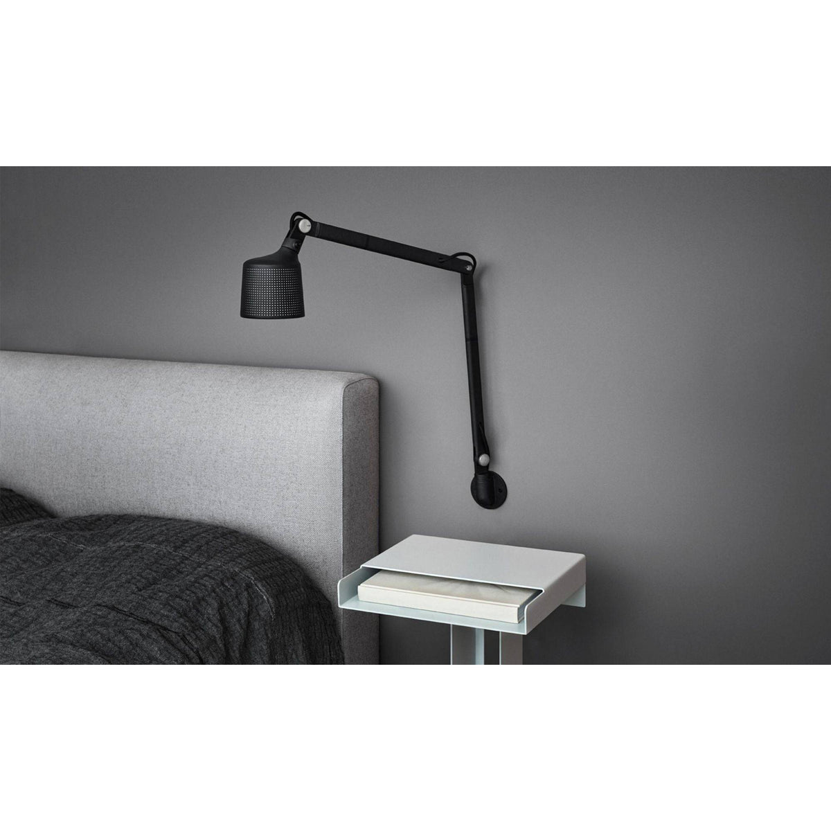 Vipp - VIPP522 - Wall Lamp - Large (UK plug) - Skandium London