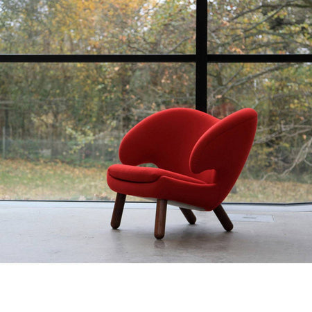 Pelican lounge chair | House of Finn Juhl | Skandium London