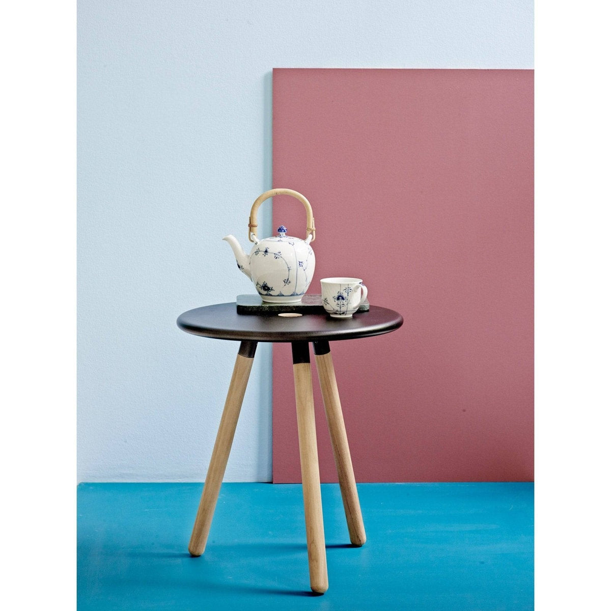 Cane-line - Area Table/Stool - Skandium London
