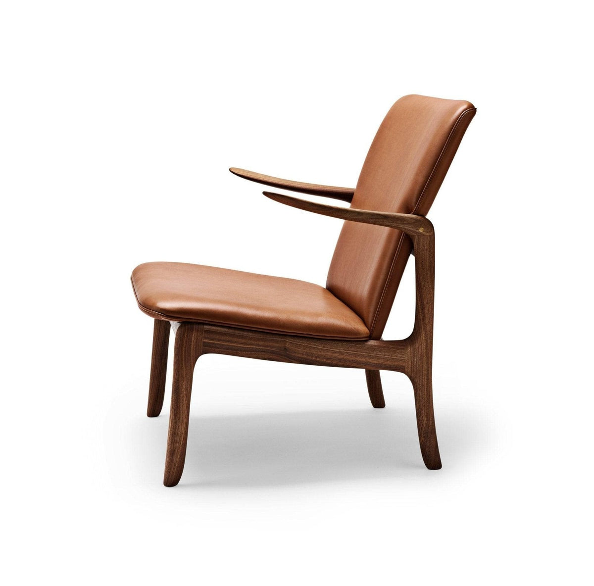 Carl Hansen - OW124 Beak chair - Skandium London