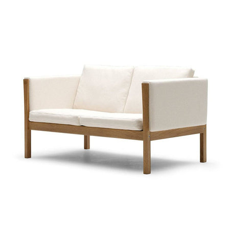 Carl Hansen - CH162 sofa - Skandium London