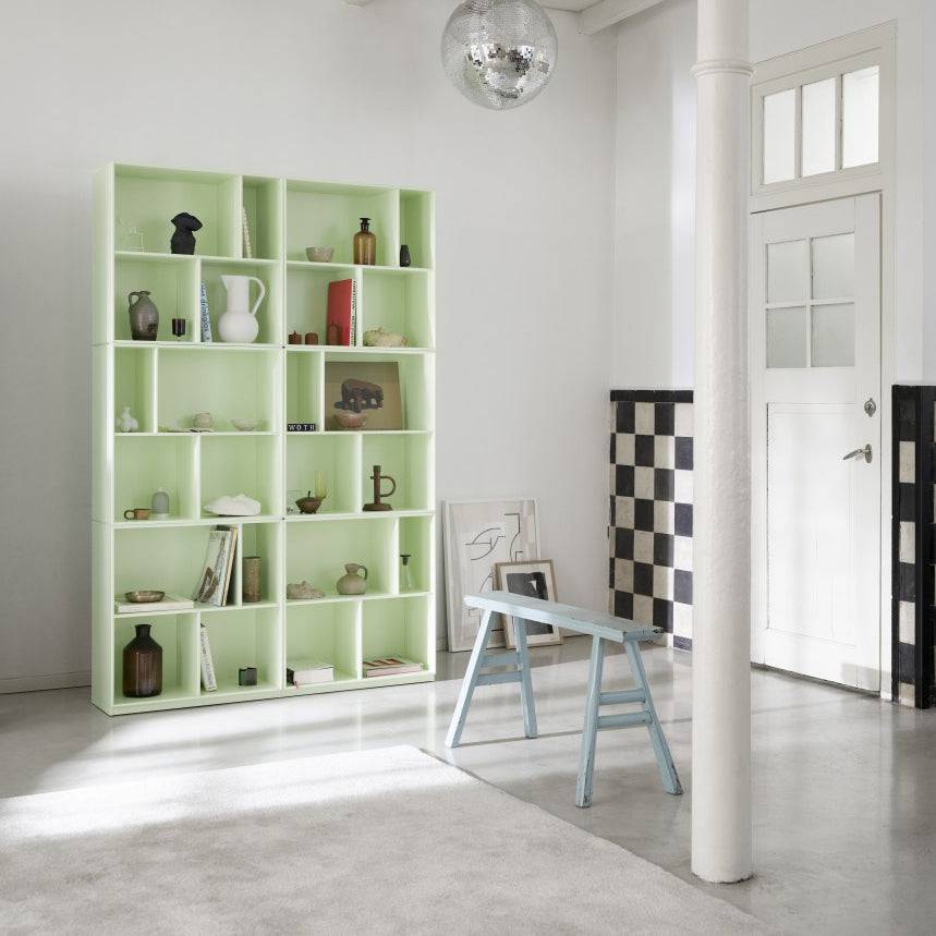 Read book shelf | Montana | Skandium London