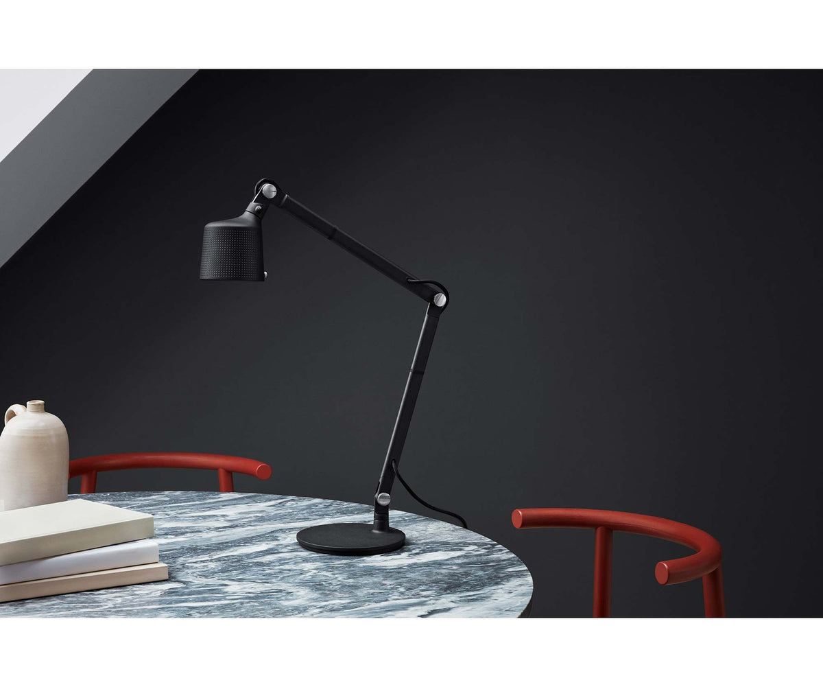 Vipp - VIPP521 - Desk Lamp - Skandium London