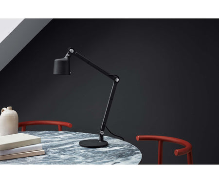 Vipp - VIPP521 - Desk Lamp - Skandium London