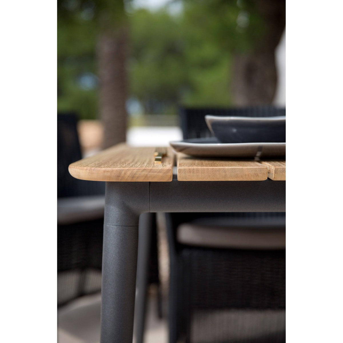 Cane-line - Core Table - Skandium London