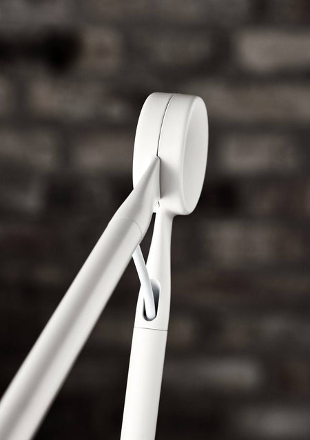 Fritz Hansen Lighting - AQ01™ Table Lamp - Skandium London