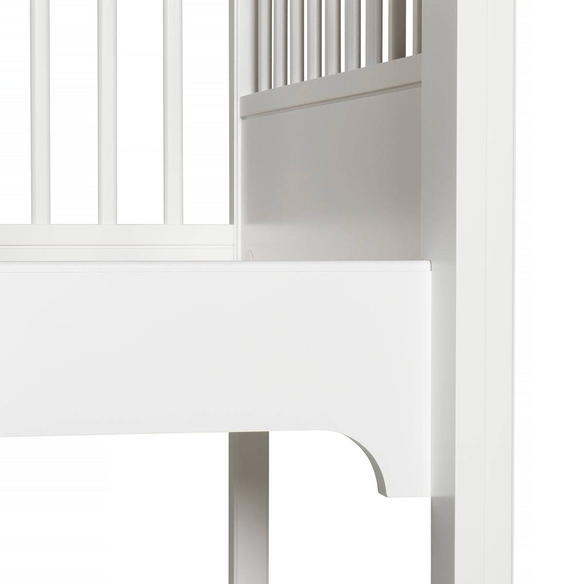 Seaside bunk bed with vertical ladder | Oliver Furniture | Skandium London