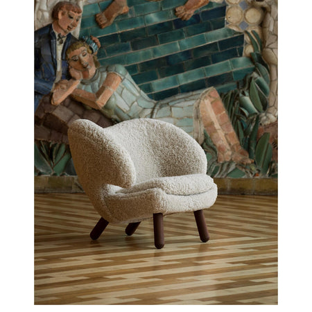 House of Finn Juhl - Pelican Lounge Chair - Sheepskin - Skandium London