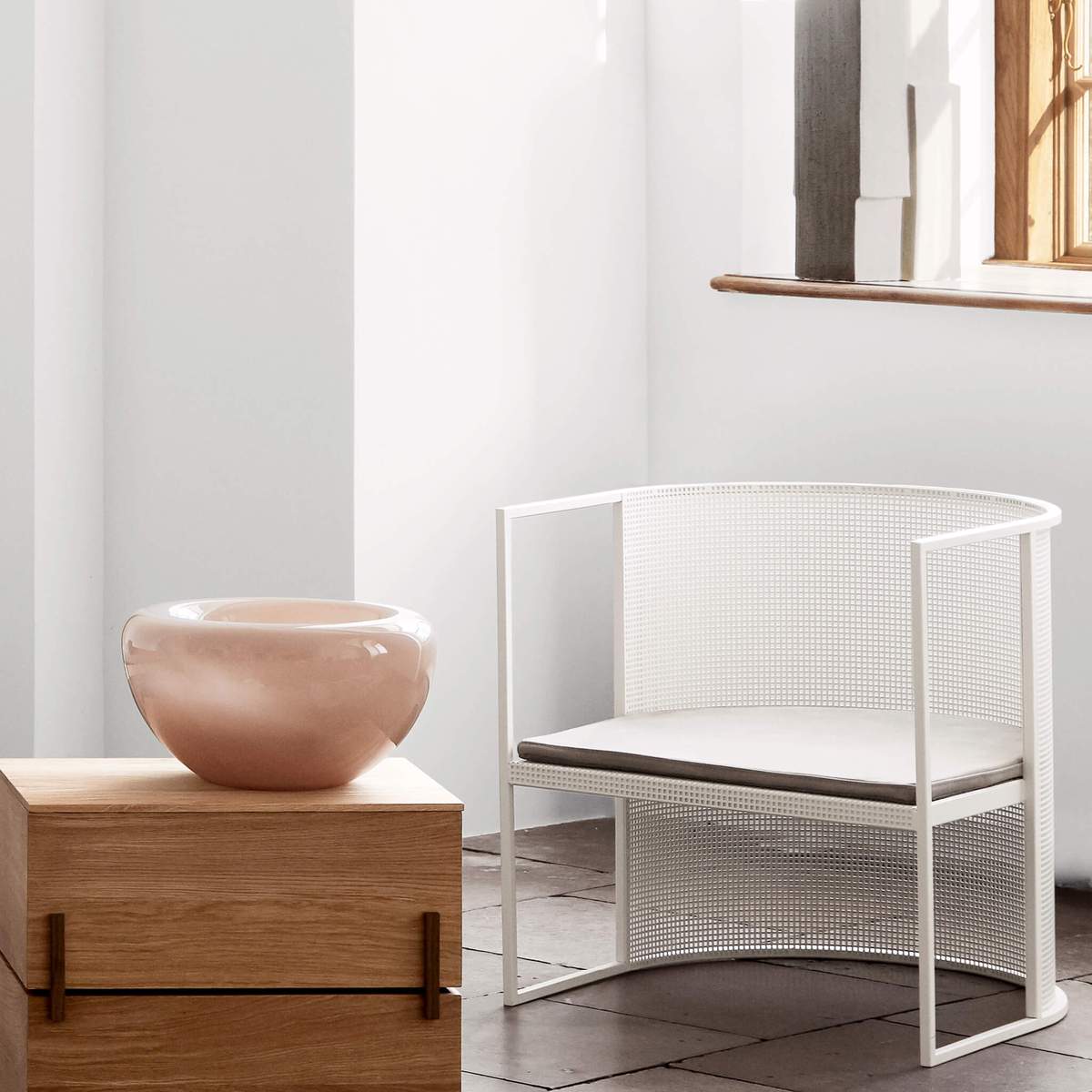 Bauhaus lounge chair | Kristina Dam | Skandium London